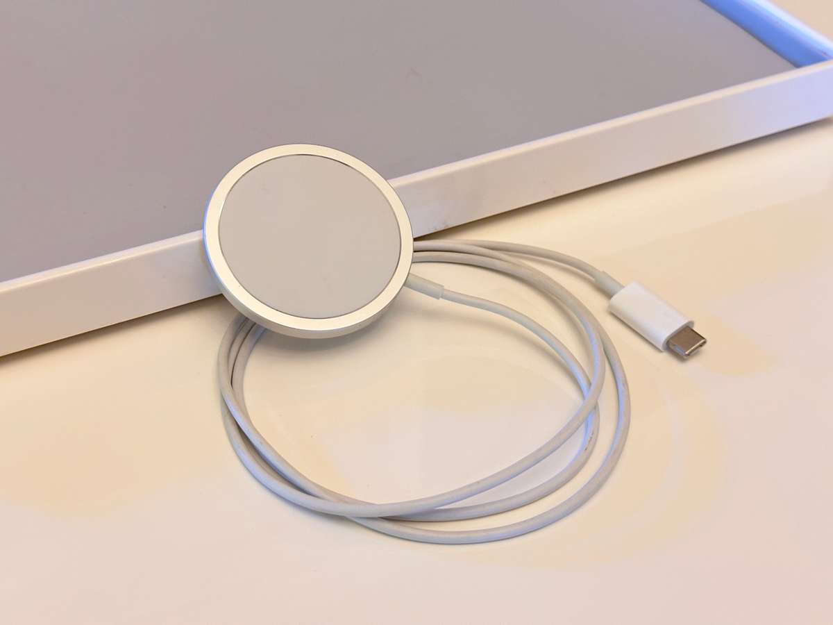 Original APPLE MagSafe Charger