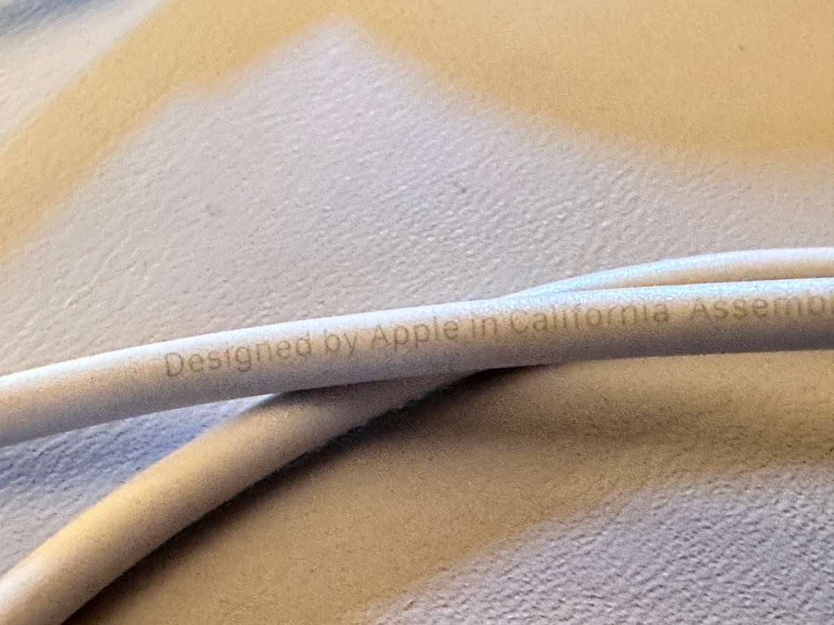 Original APPLE MagSafe Charger