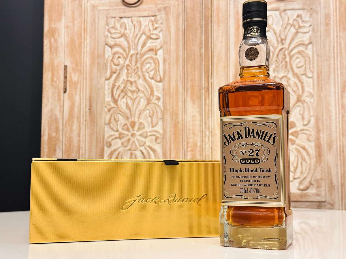 Jack Daniels No 27 Gold Exclusive Collectors Edition in Display Box