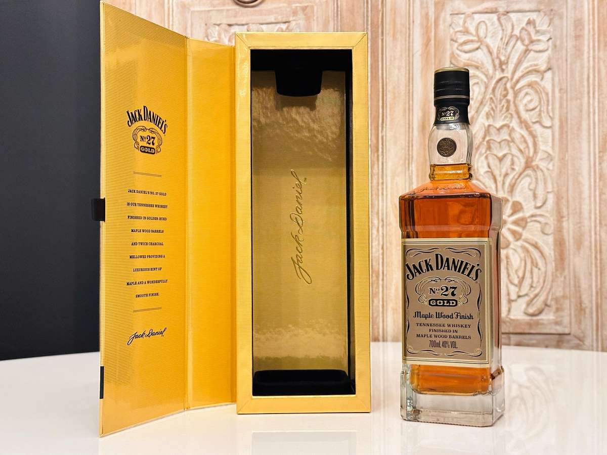 Jack Daniels No 27 Gold Exclusive Collectors Edition in Display Box
