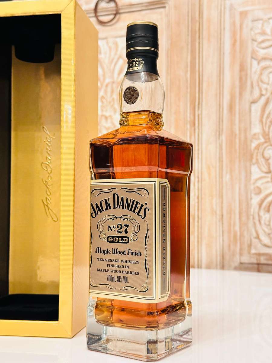 Jack Daniels No 27 Gold Exclusive Collectors Edition in Display Box