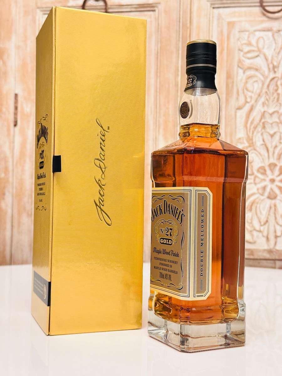 Jack Daniels No 27 Gold Exclusive Collectors Edition in Display Box