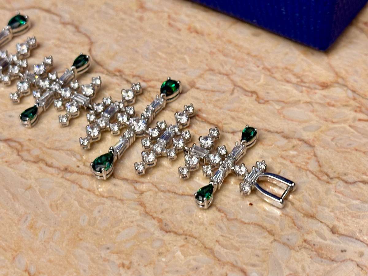 SWAROVSKI Statement Bracelet