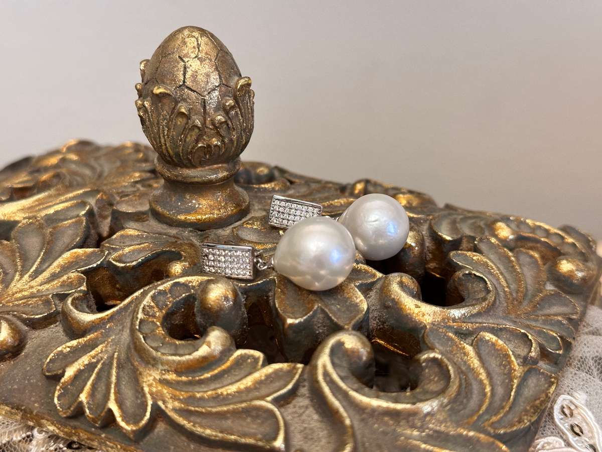 Beautiful Genuine PEARL Earrings