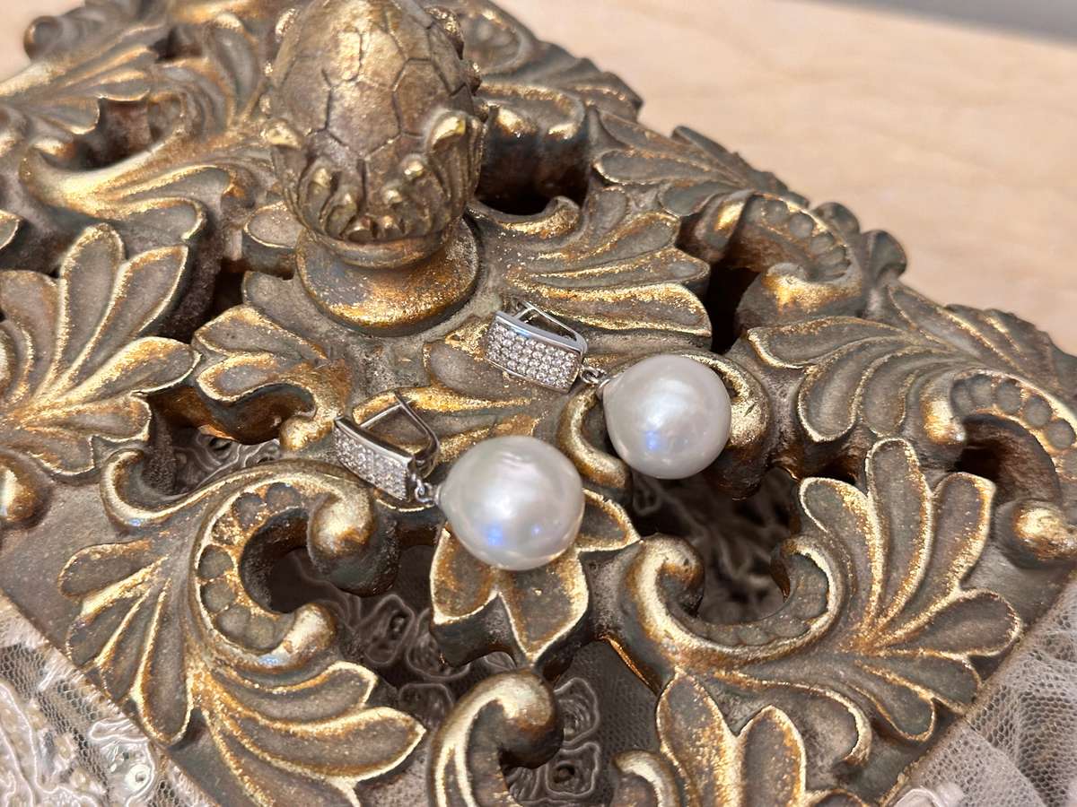 Beautiful Genuine PEARL Earrings