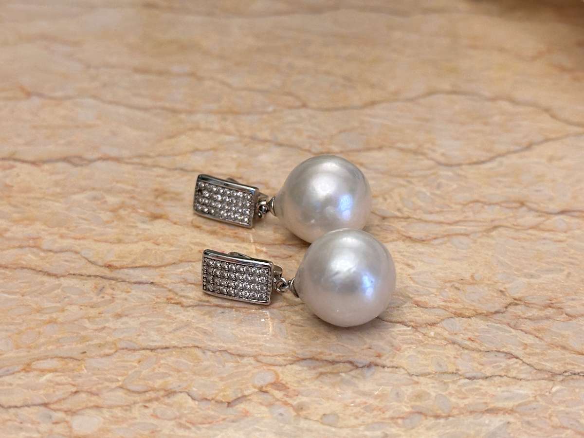 Beautiful Genuine PEARL Earrings