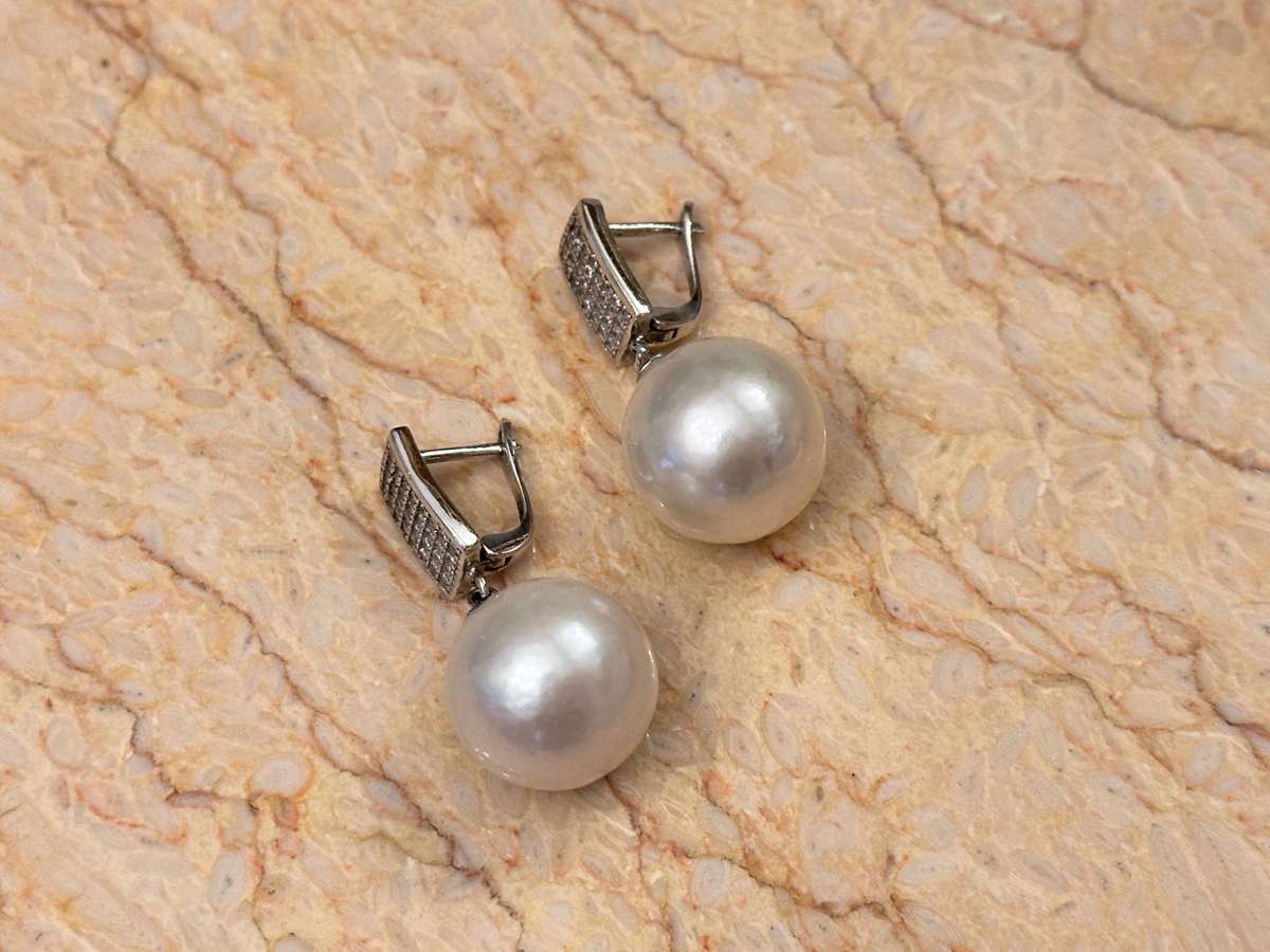 Beautiful Genuine PEARL Earrings