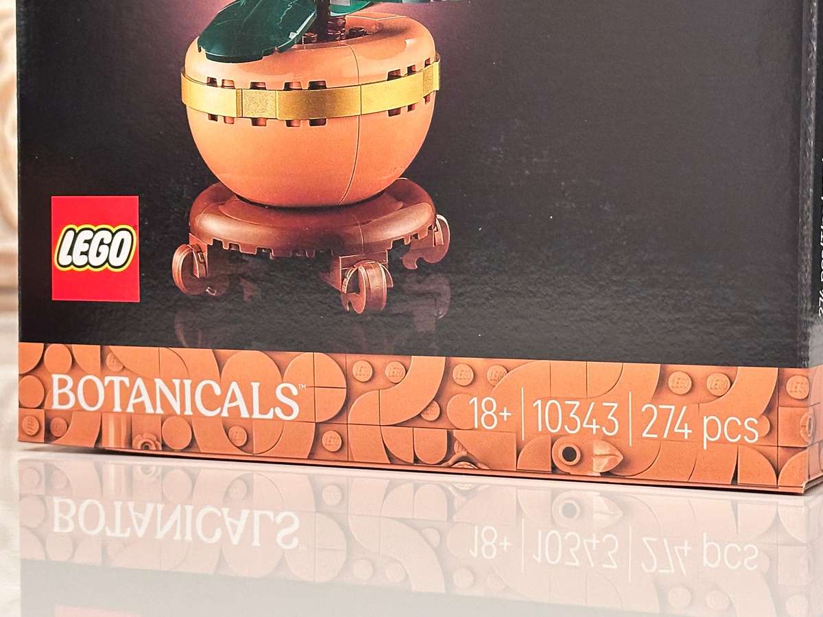 LEGO Botanical Collection Orchid with Original Box