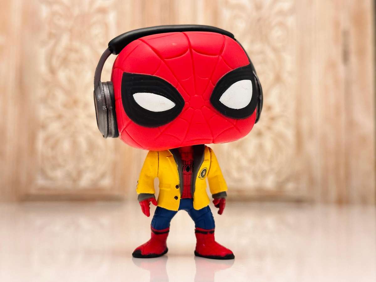 Spider-Man Retired Bobble Head Funko Pop Collectable