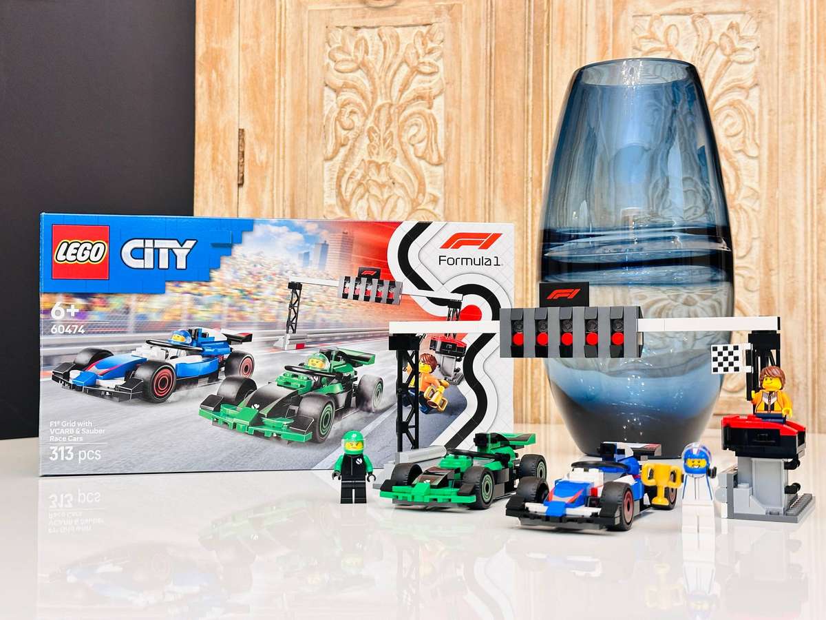 Lego F1 Grid Retired Collectable Set with Original Box