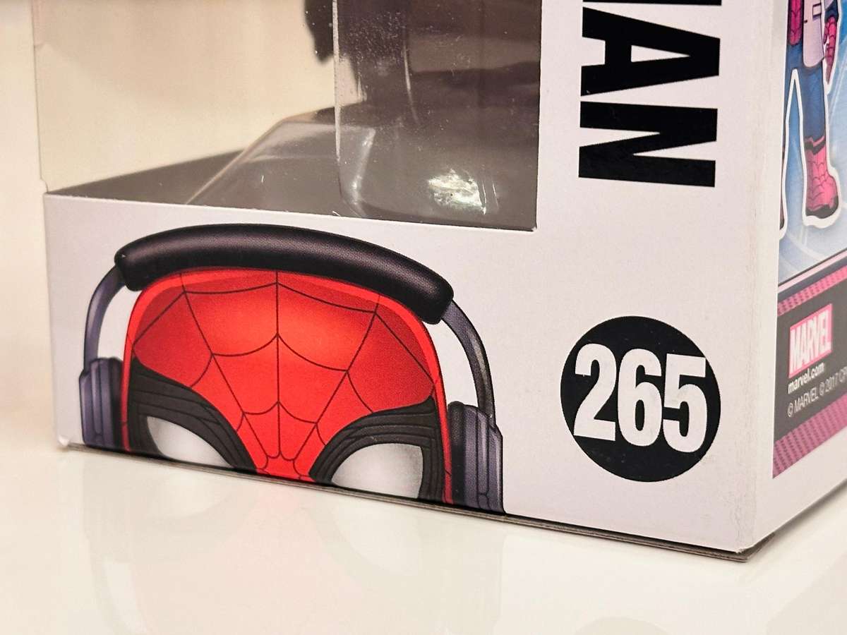 Spider-Man Retired Bobble Head Funko Pop Collectable