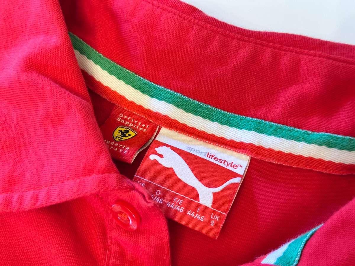 Official SCUDERIA FERRARI Team Shirt
