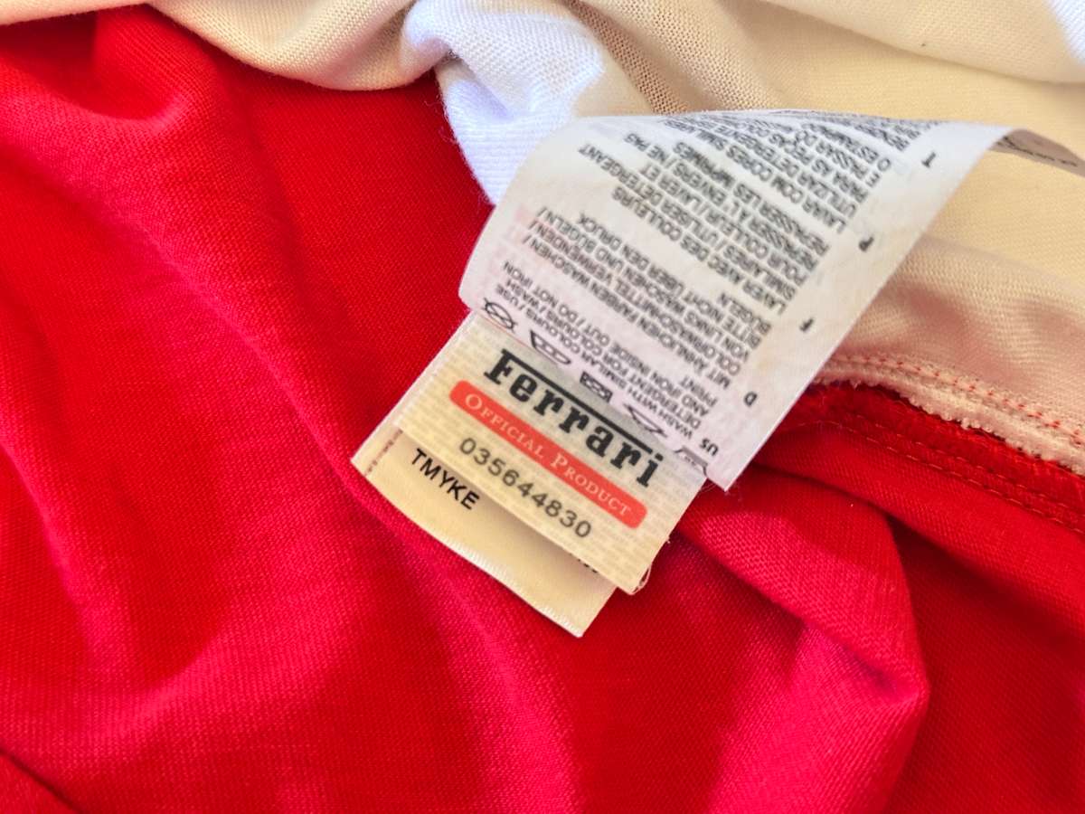 Official SCUDERIA FERRARI Team Shirt