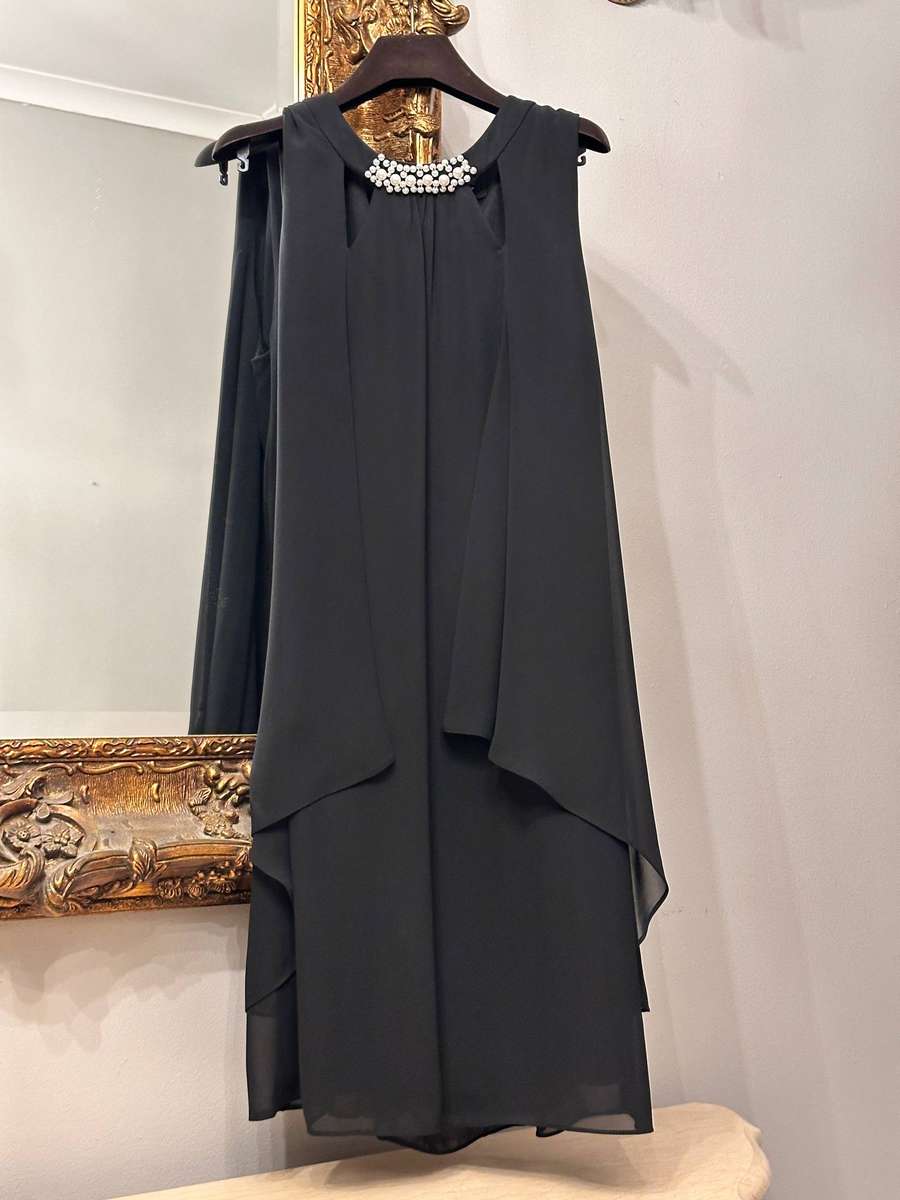 SL New York Signature Collection Statement Dress