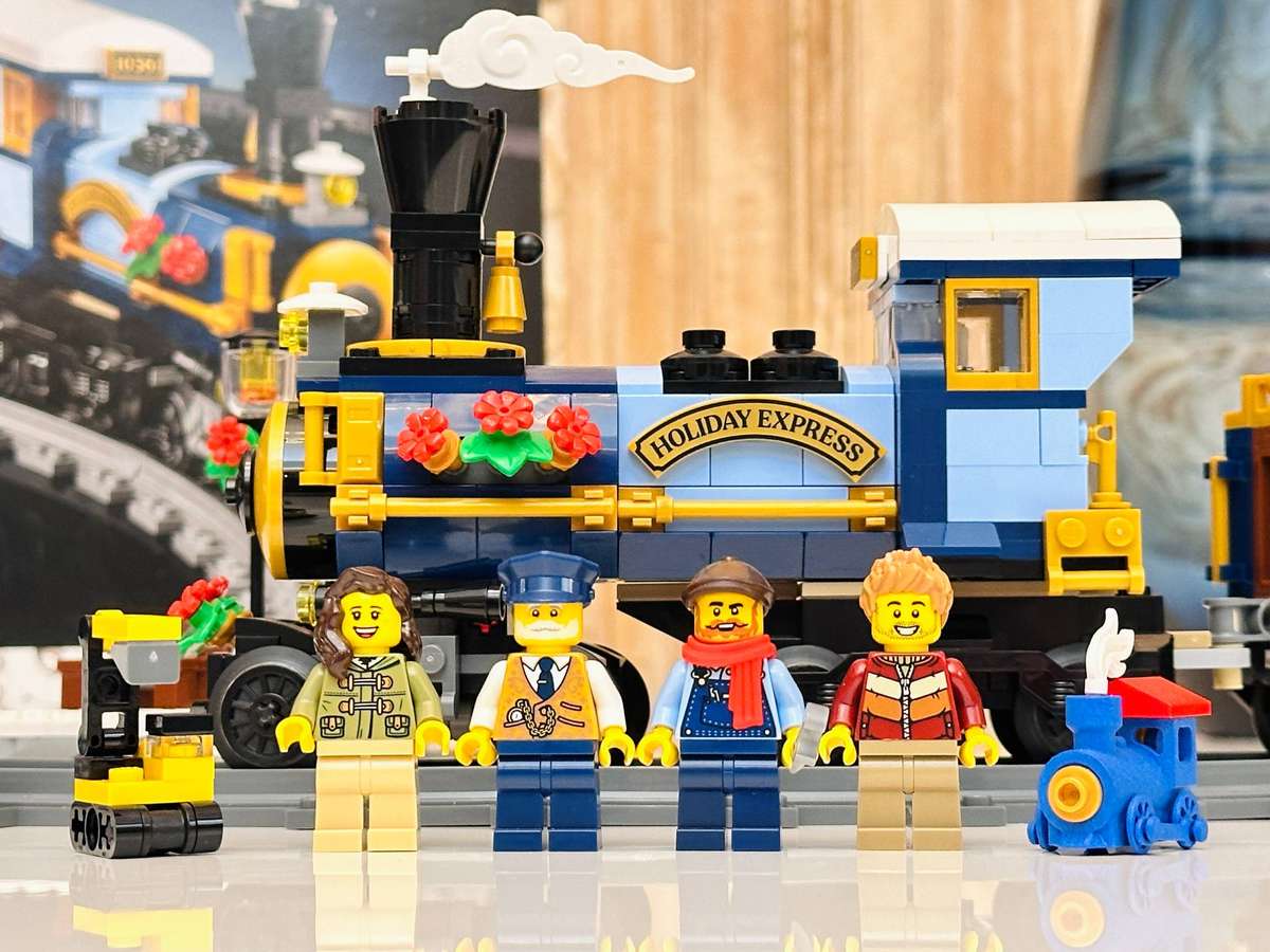 Lego Iconic Holiday Express Train with Original Box