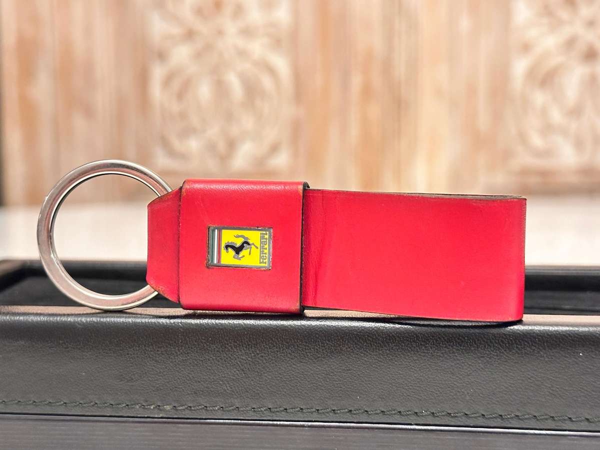Ferrari Genuine Keyring - Leather with Prancing Horse