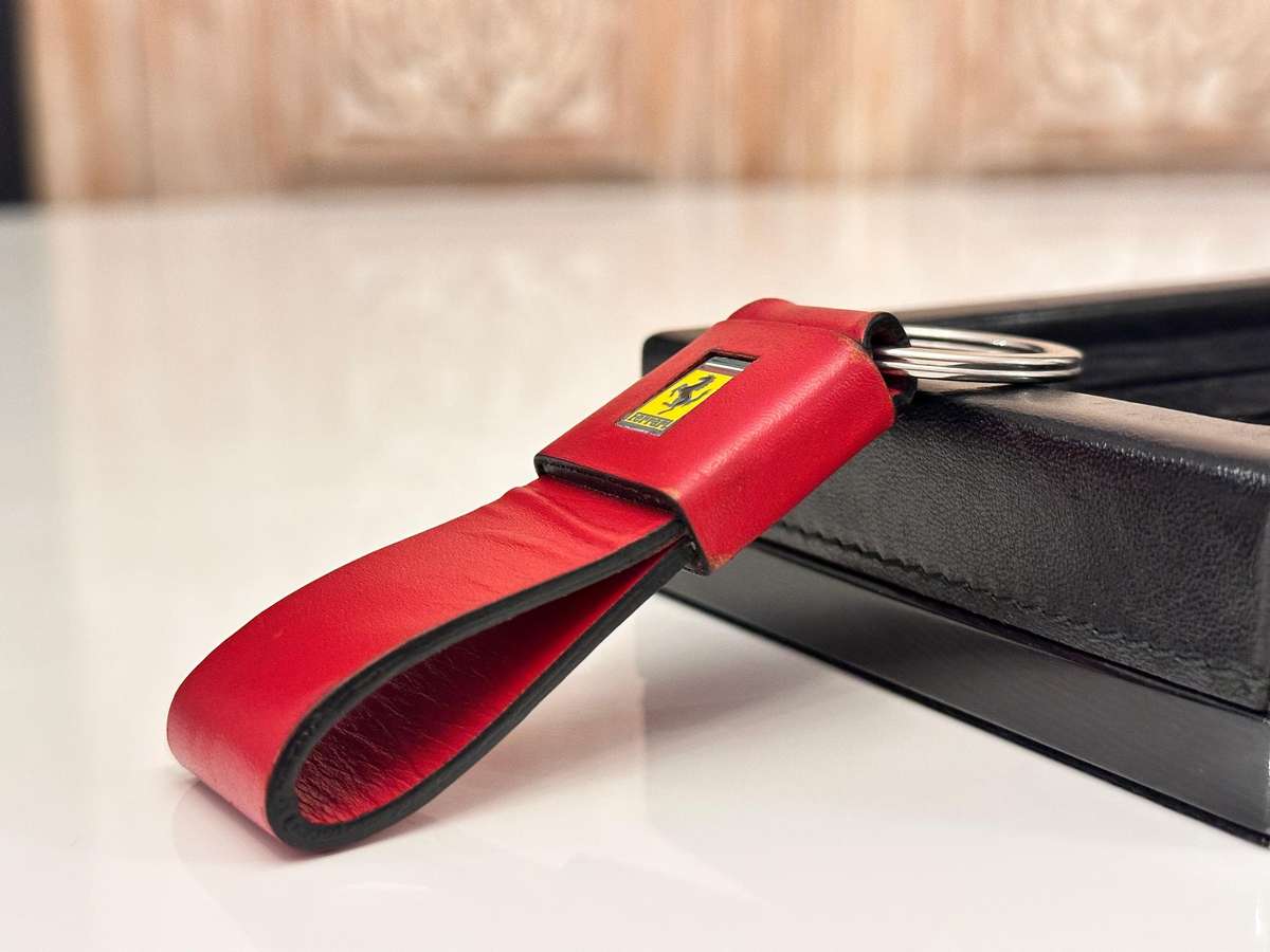Ferrari Genuine Keyring - Leather with Prancing Horse