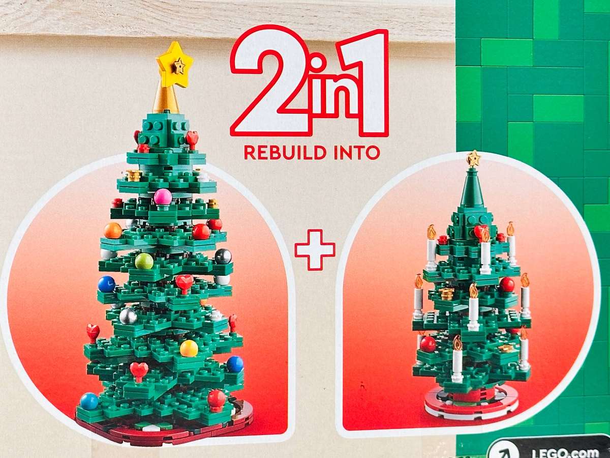 Lego Iconic Retired Large Christmas Tree 2 in 1 Collectable Set with Original Box