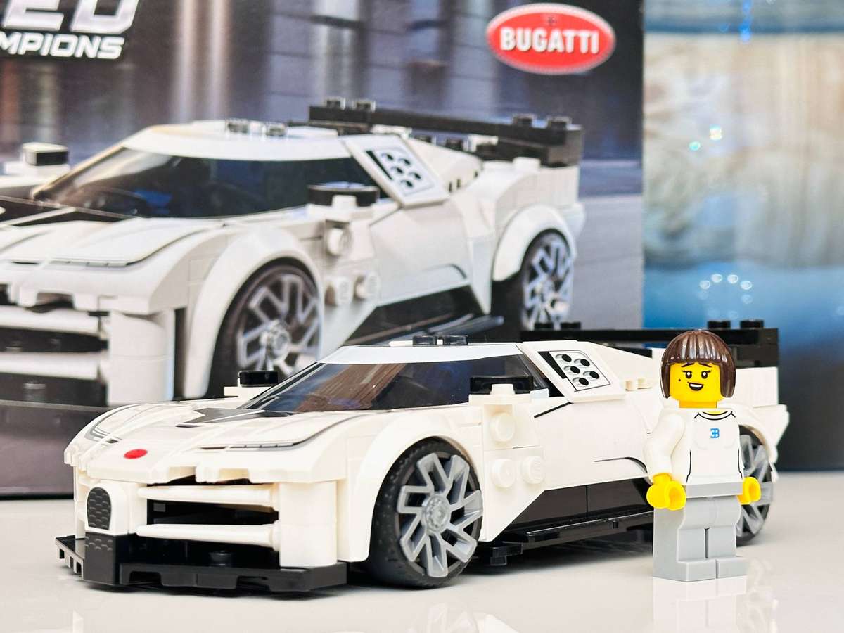 Lego Bugatti Centodieci Collectable set with Original Box