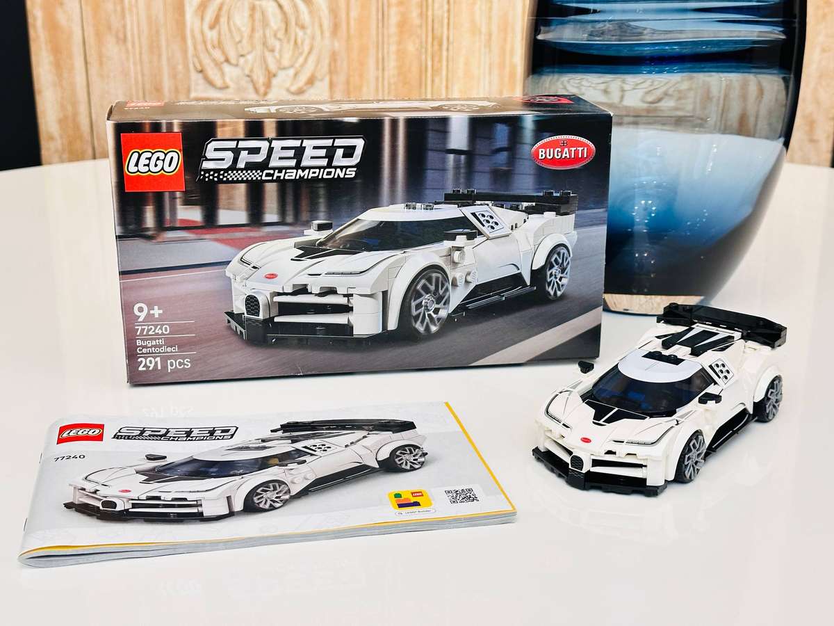 Lego Bugatti Centodieci Collectable set with Original Box