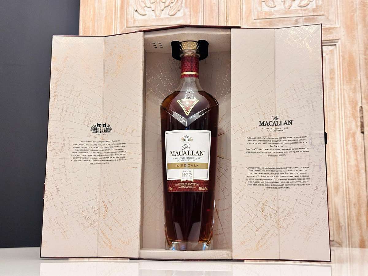 The Macallan Rare Cask 2019 Batch No 2 Limited Edition in Macallan Showcase