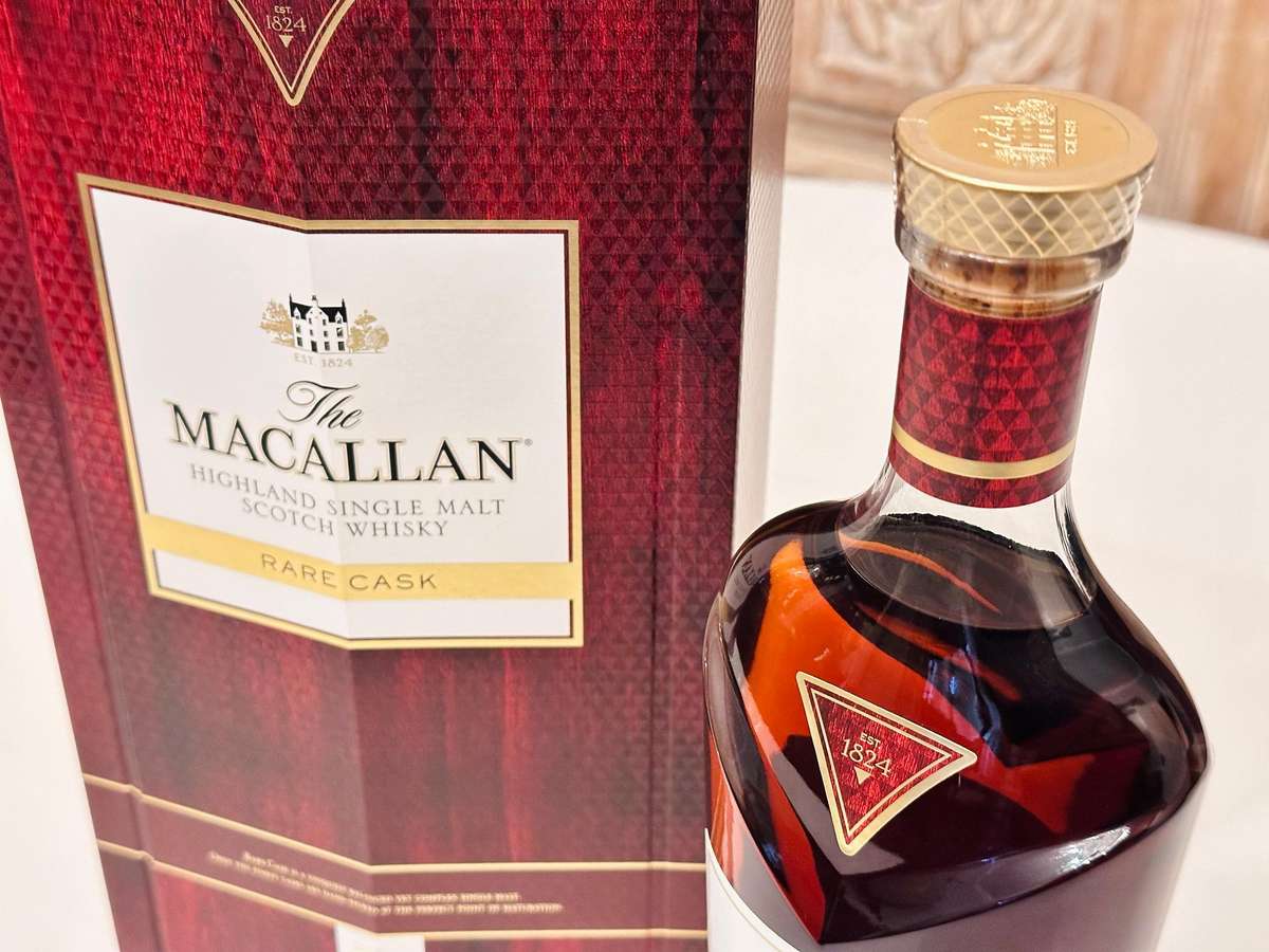 The Macallan Rare Cask 2019 Batch No 2 Limited Edition in Macallan Showcase