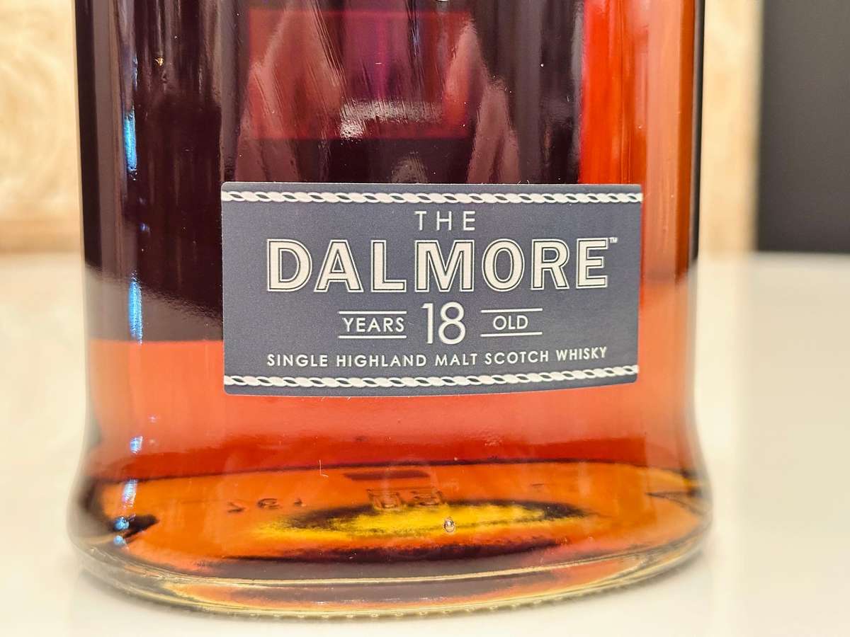 Dalmore 18 Year Old Signature Single Malt Scotch Whisky - Old Bottling