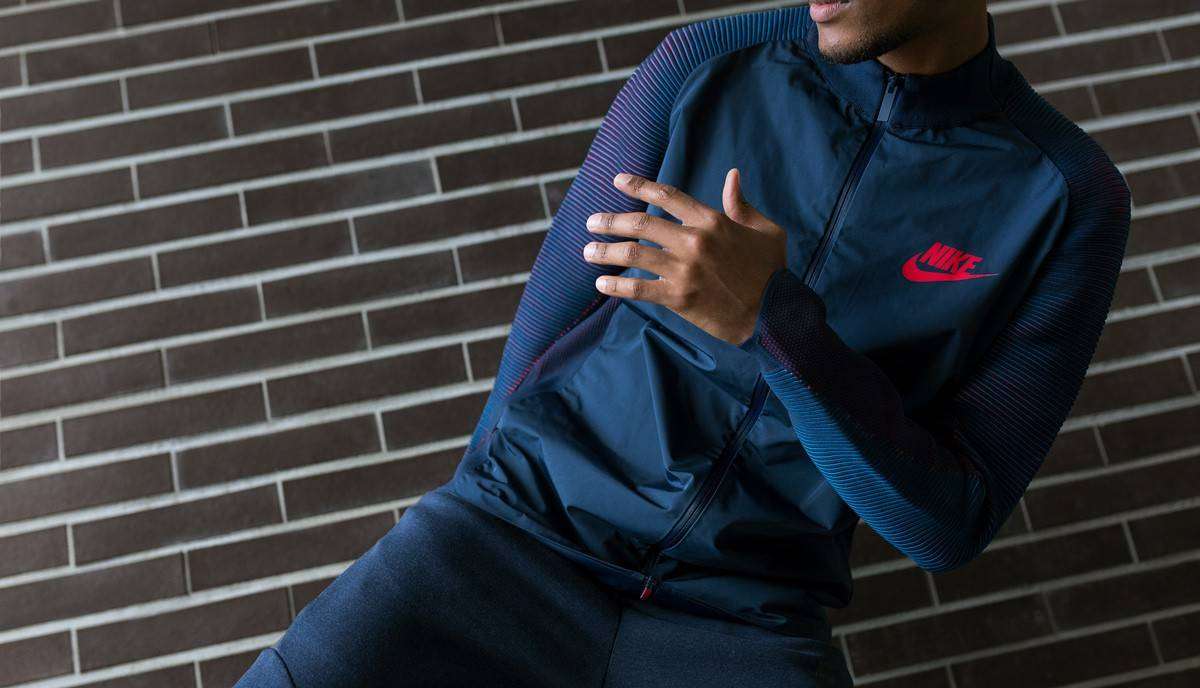 Nike Exclusive Dynamic Reveal Tech Mens Jacket