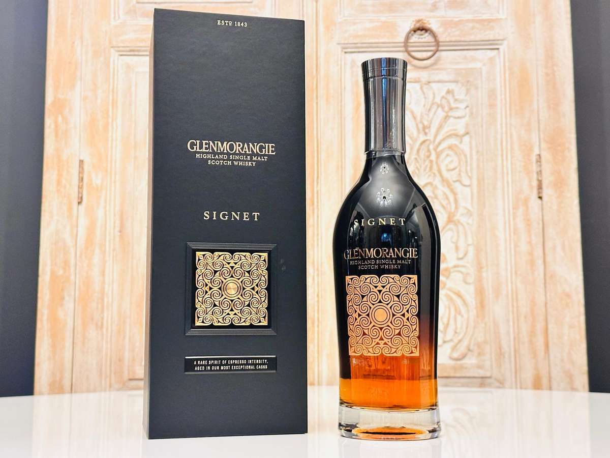 Glenmorangie Signet Prestige Single Malt Scotch Whisky in Display Case