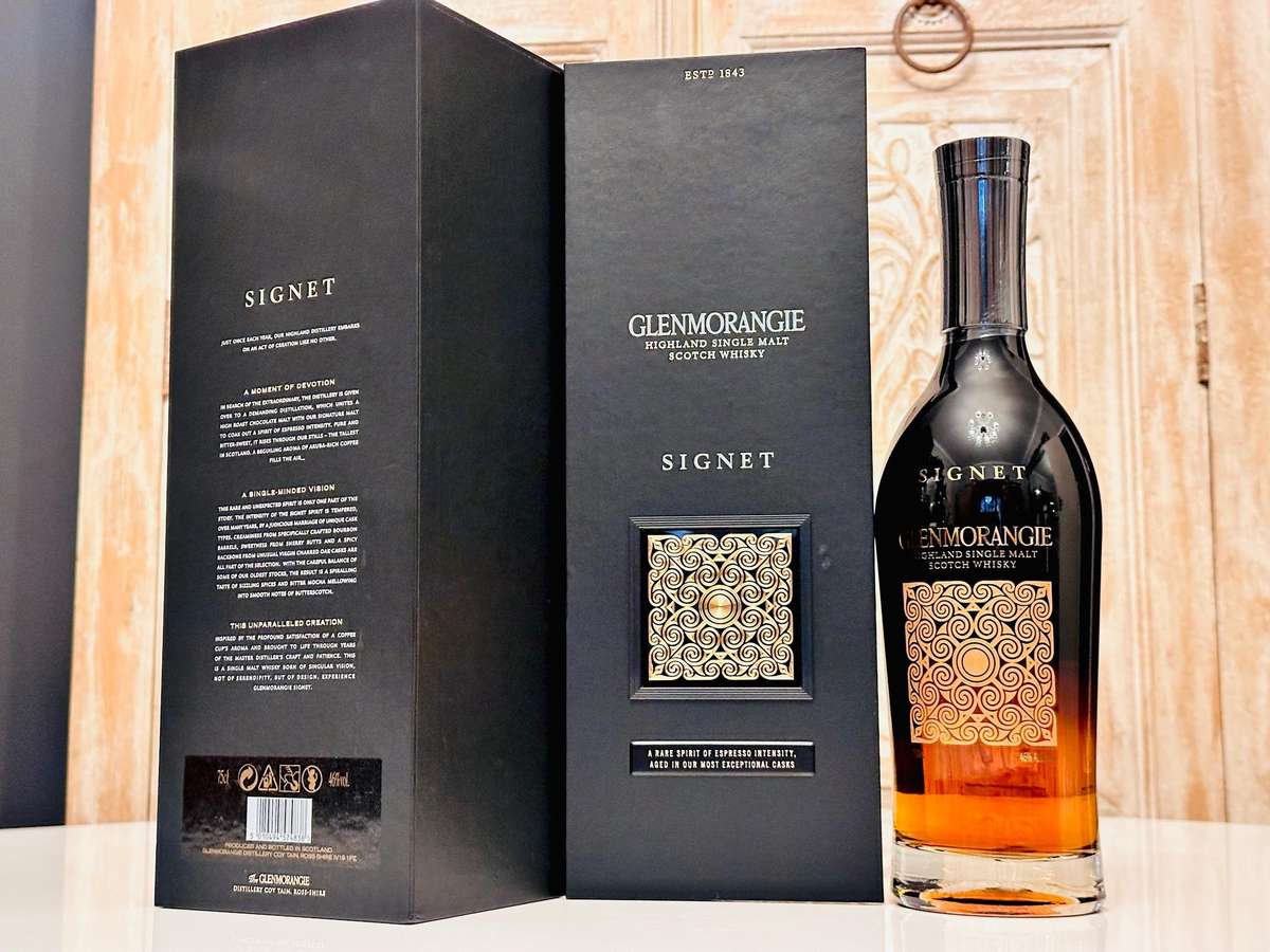Glenmorangie Signet Prestige Single Malt Scotch Whisky in Display Case