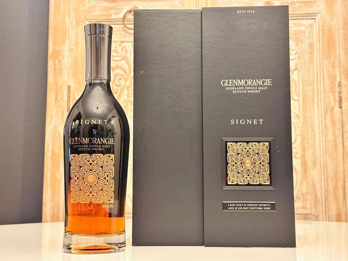 Glenmorangie Signet Prestige Single Malt Scotch Whisky in Display Case