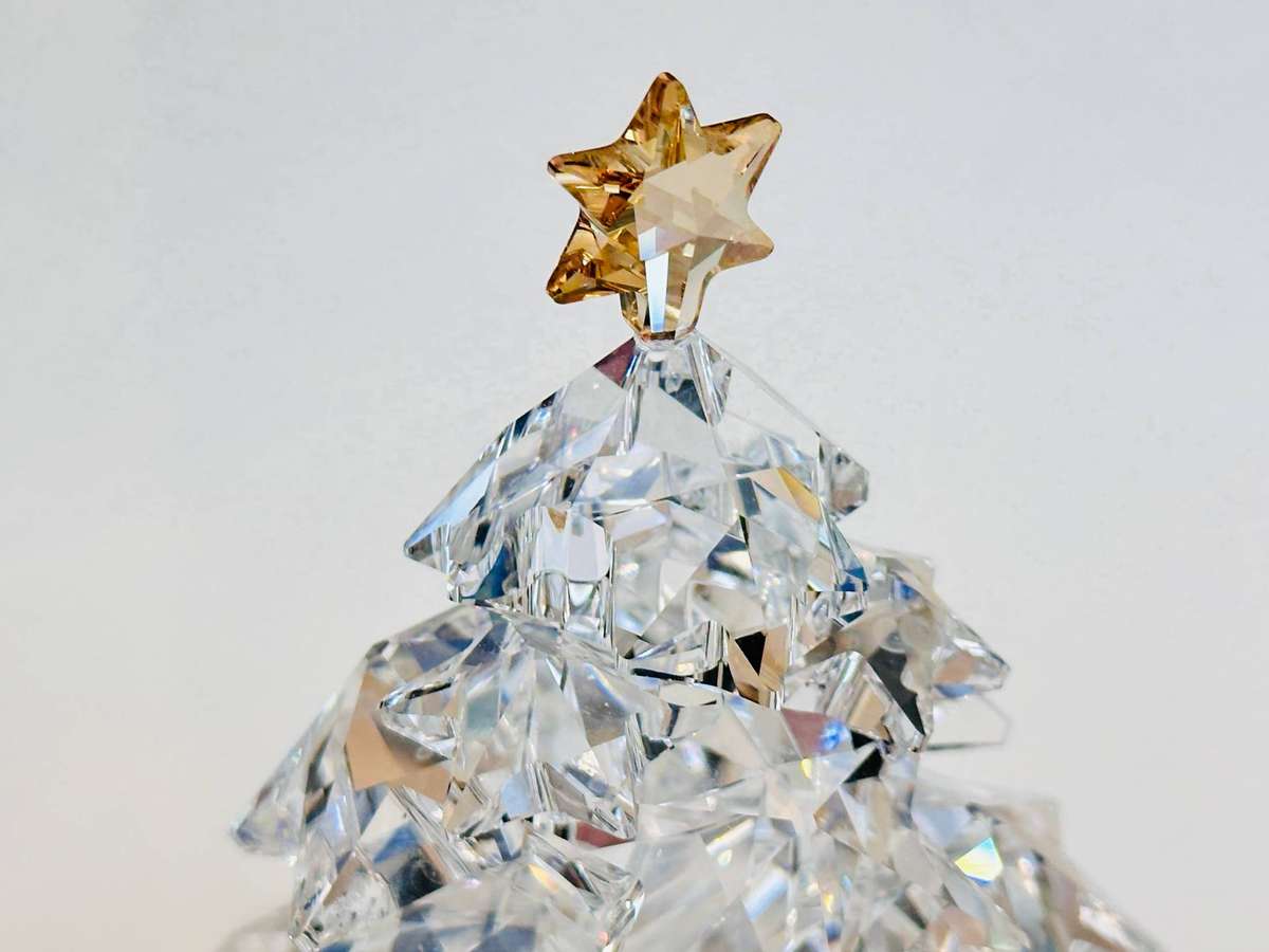 Swarovski Exclusive 2012 Edition Iconic Large Shining Star Collectable