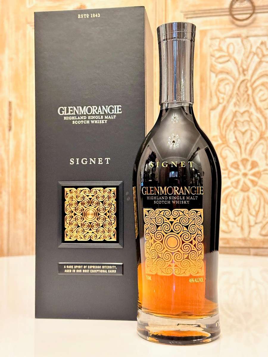 Glenmorangie Signet Prestige Single Malt Scotch Whisky in Display Case