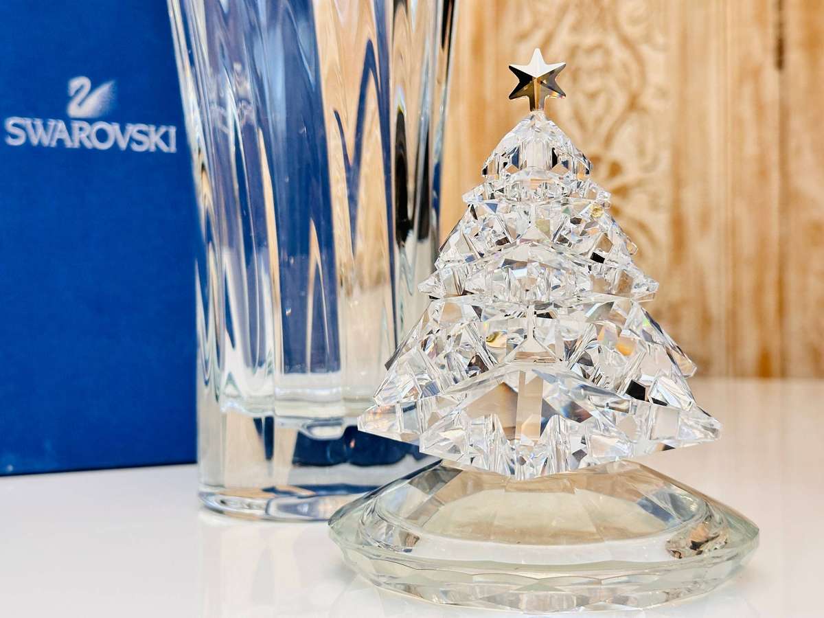 Swarovski Exclusive 2012 Edition Iconic Large Shining Star Collectable