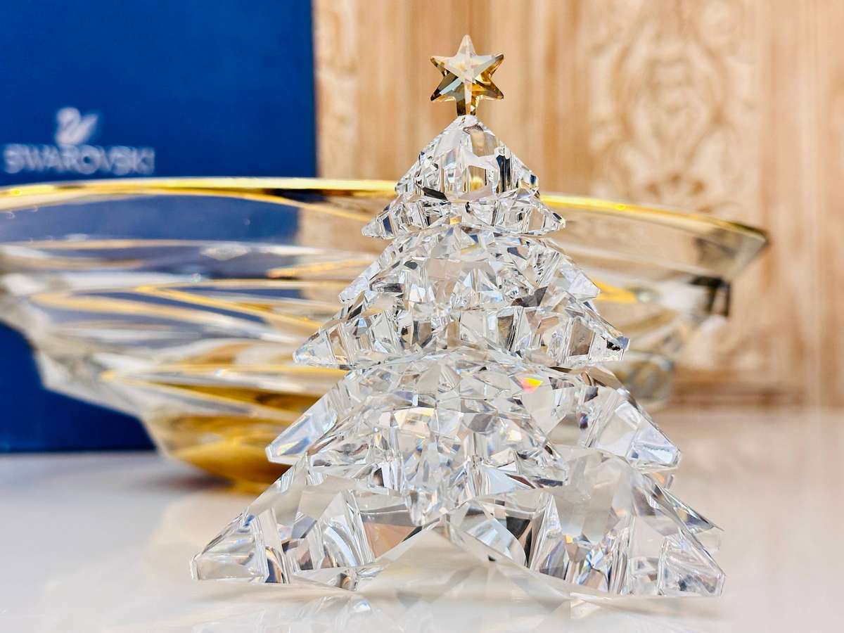 Swarovski Exclusive 2012 Edition Iconic Large Shining Star Collectable