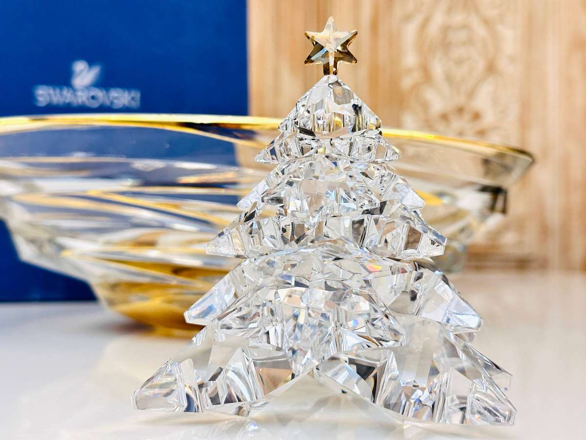Swarovski Exclusive 2012 Edition Iconic Large Shining Star Collectable