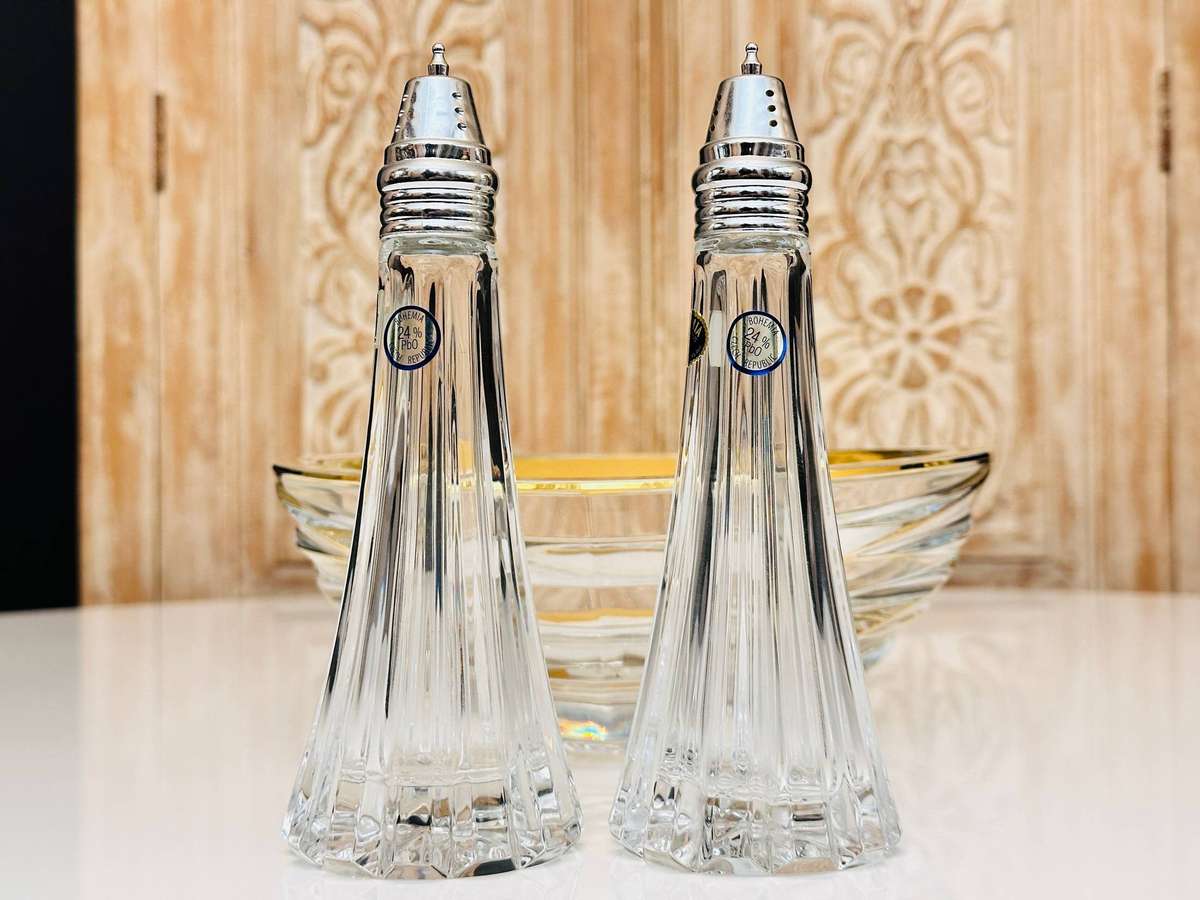 Exquisite Spilhaus Large Bohemian Crystal Cruet Set