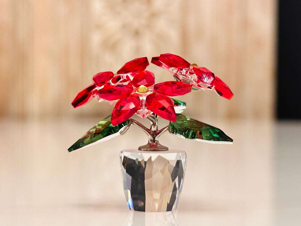 Swarovski Exquisite Retired Collectable