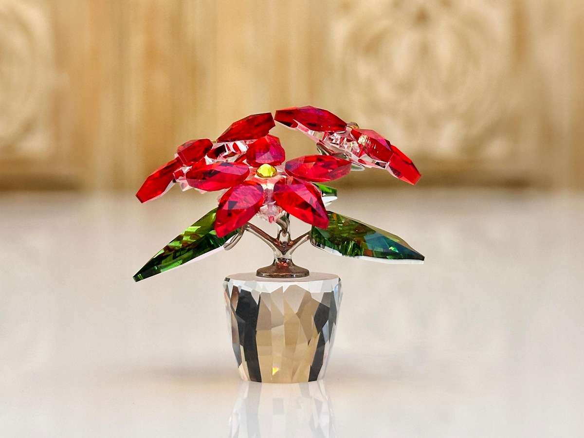 Swarovski Exquisite Retired Collectable