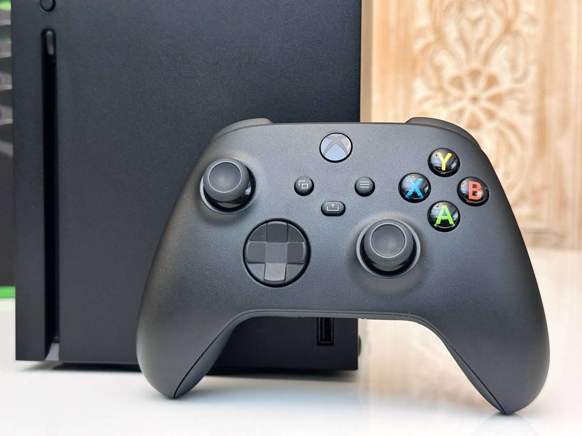 Xbox Series X 1TB 4K with Original Controller & Box