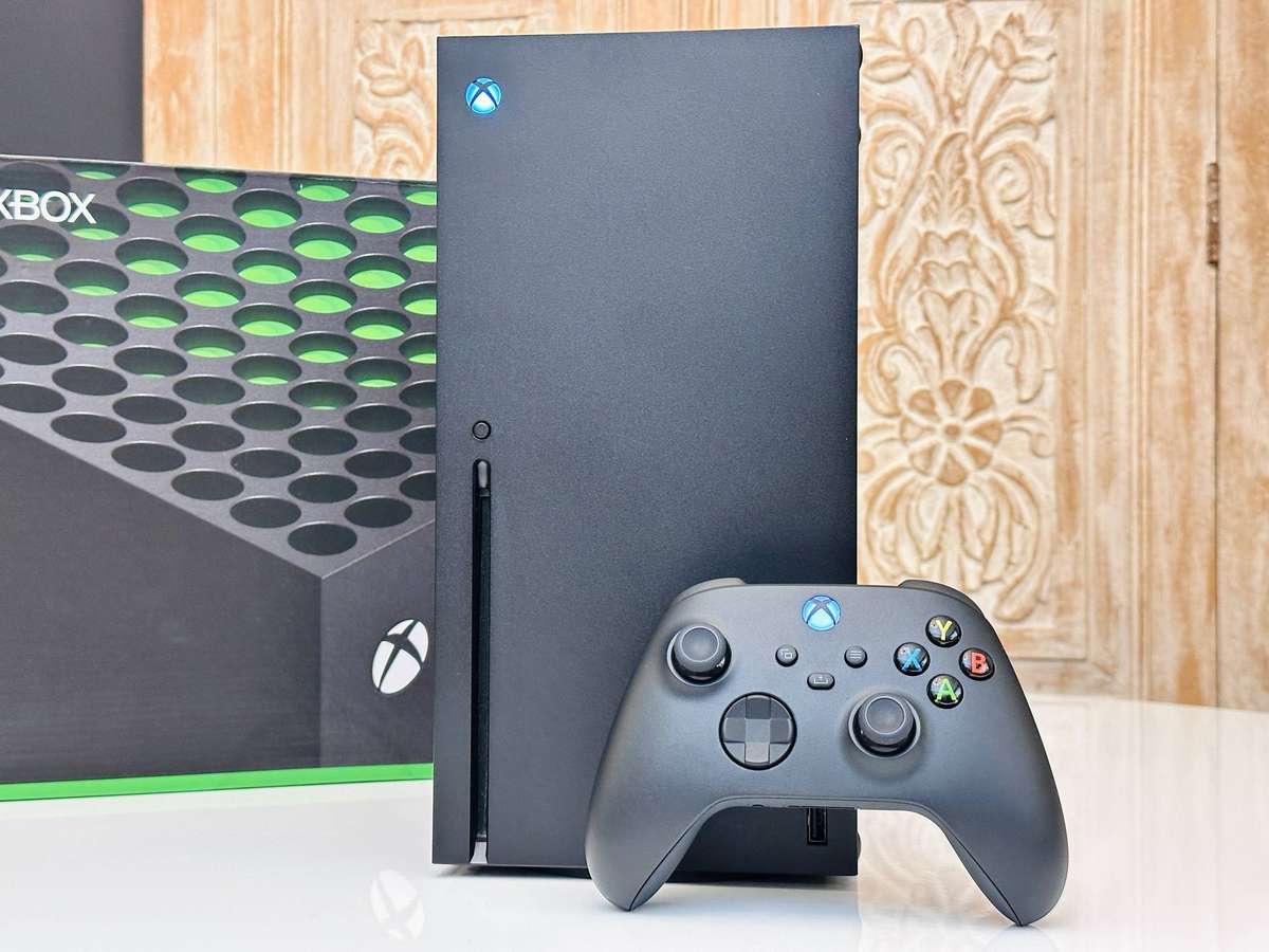 Xbox Series X 1TB 4K with Original Controller & Box