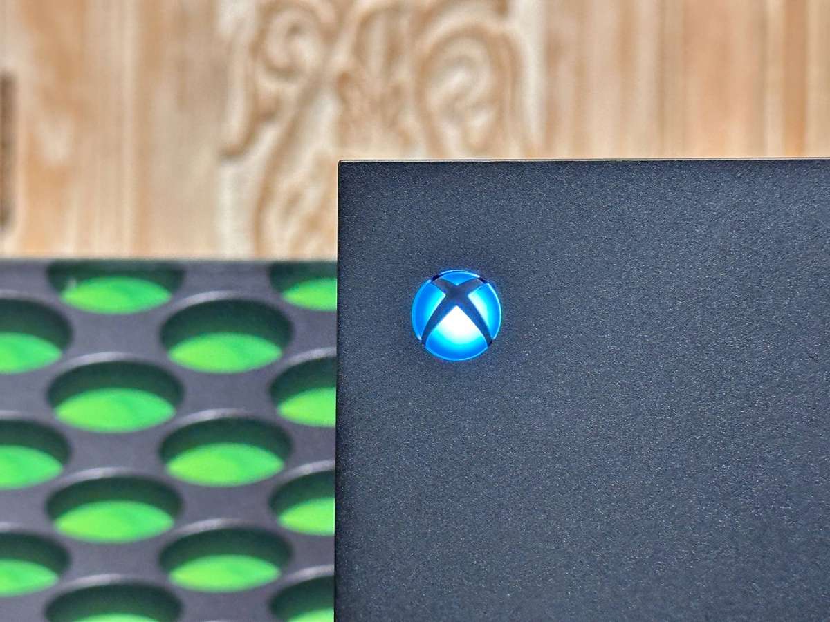 Xbox Series X 1TB 4K with Original Controller & Box