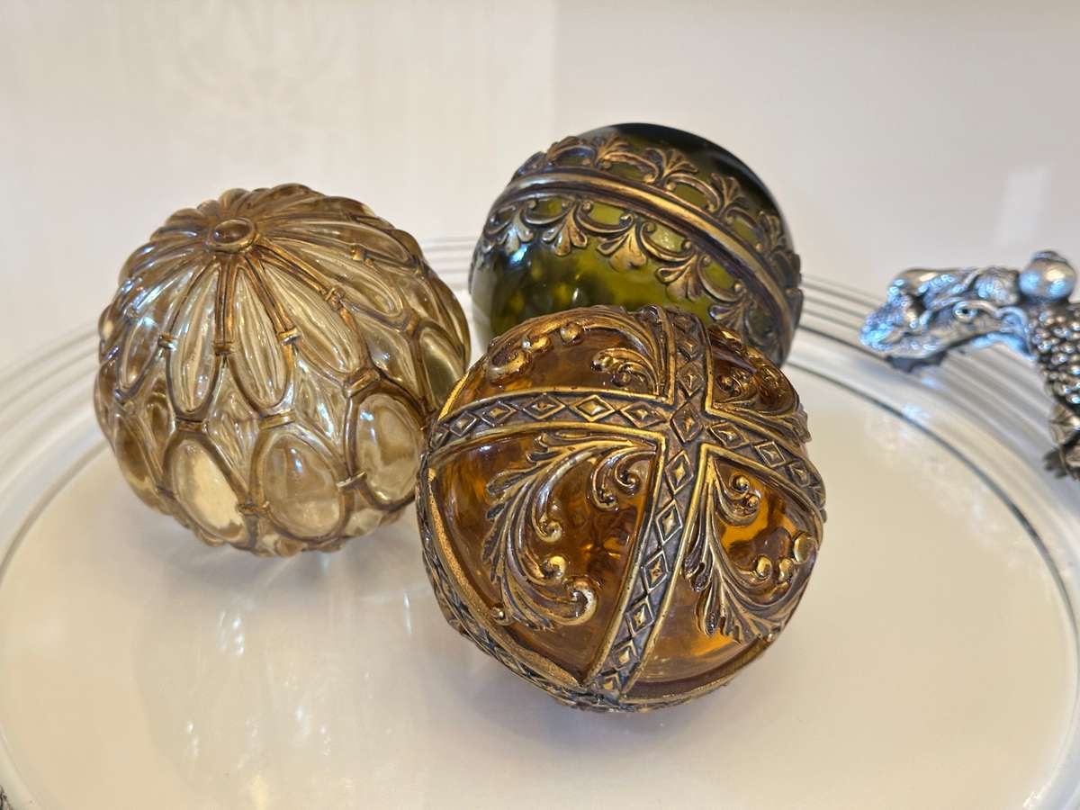 Exquisite Vintage Decorative Glass Spheres