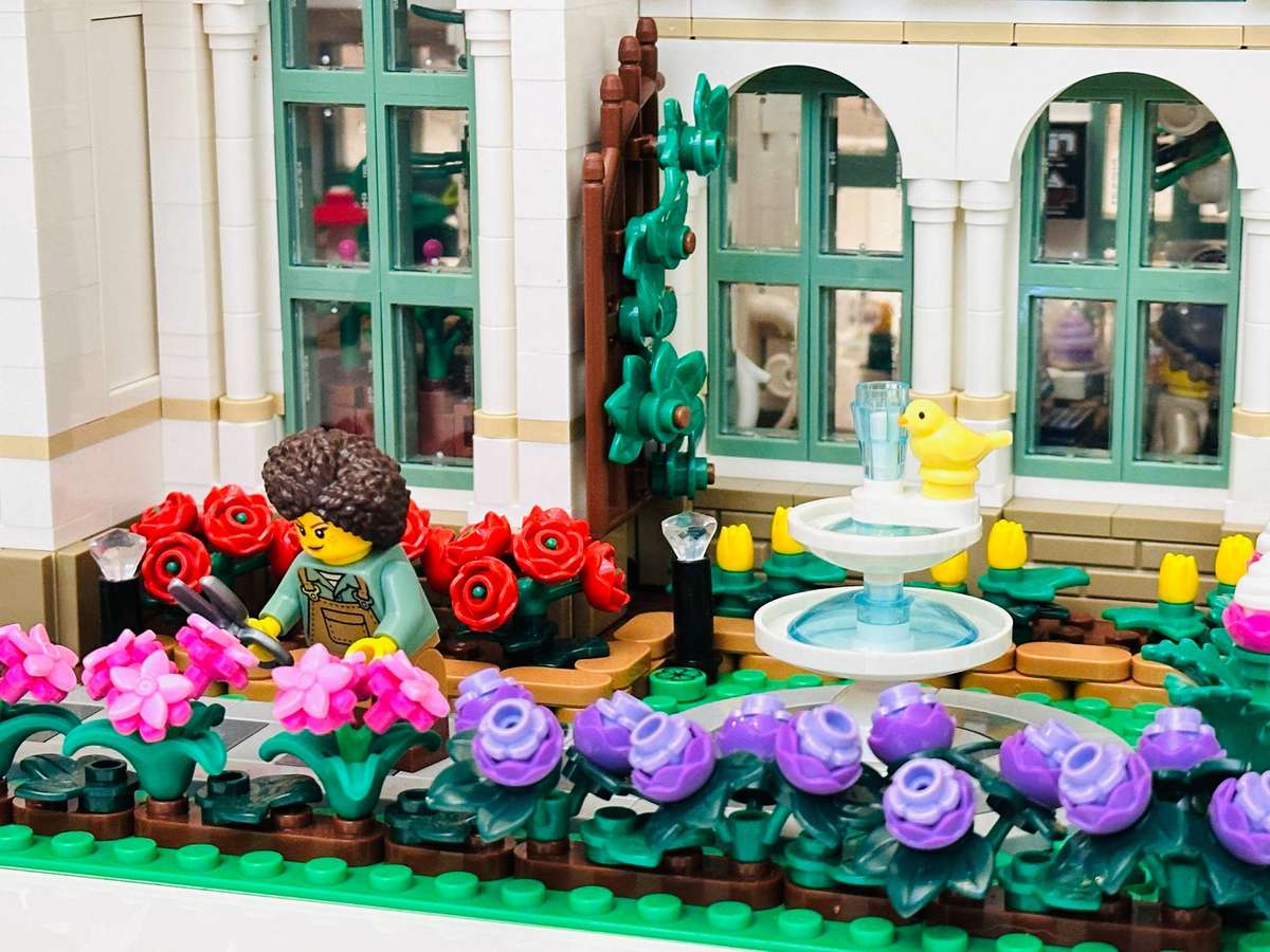 Lego Exclusive Large Botanical Garden Collectable Set with Original Box - 3792Pcs