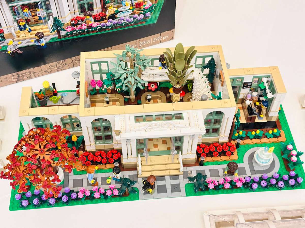 Lego Exclusive Large Botanical Garden Collectable Set with Original Box - 3792Pcs