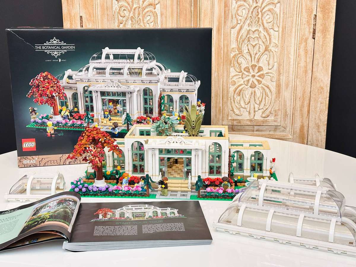 Lego Exclusive Large Botanical Garden Collectable Set with Original Box - 3792Pcs