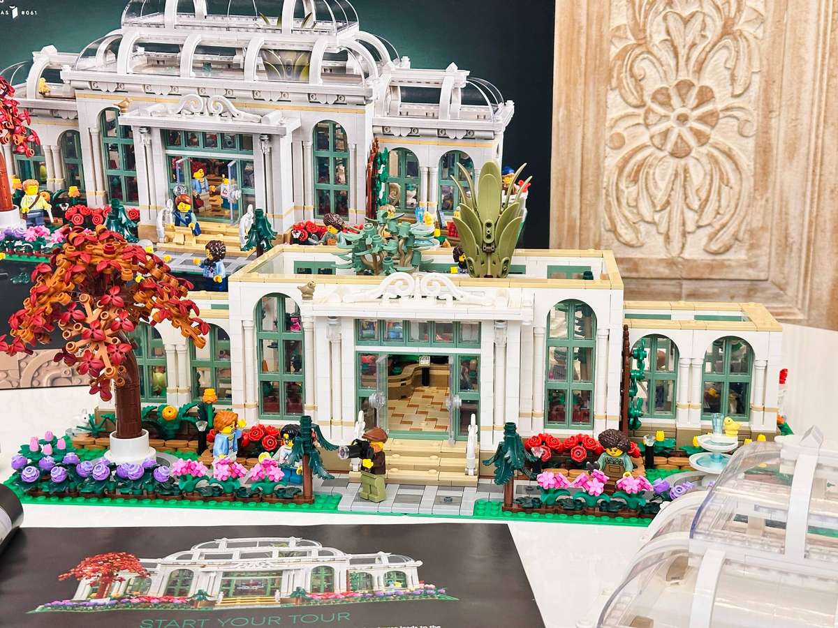 Lego Exclusive Large Botanical Garden Collectable Set with Original Box - 3792Pcs