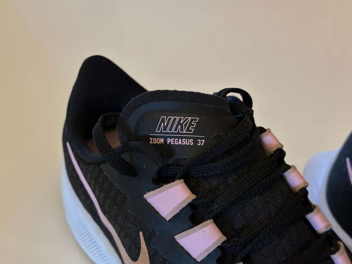 NIKE Zoom Pegasus 37 Ladies Running Shoes