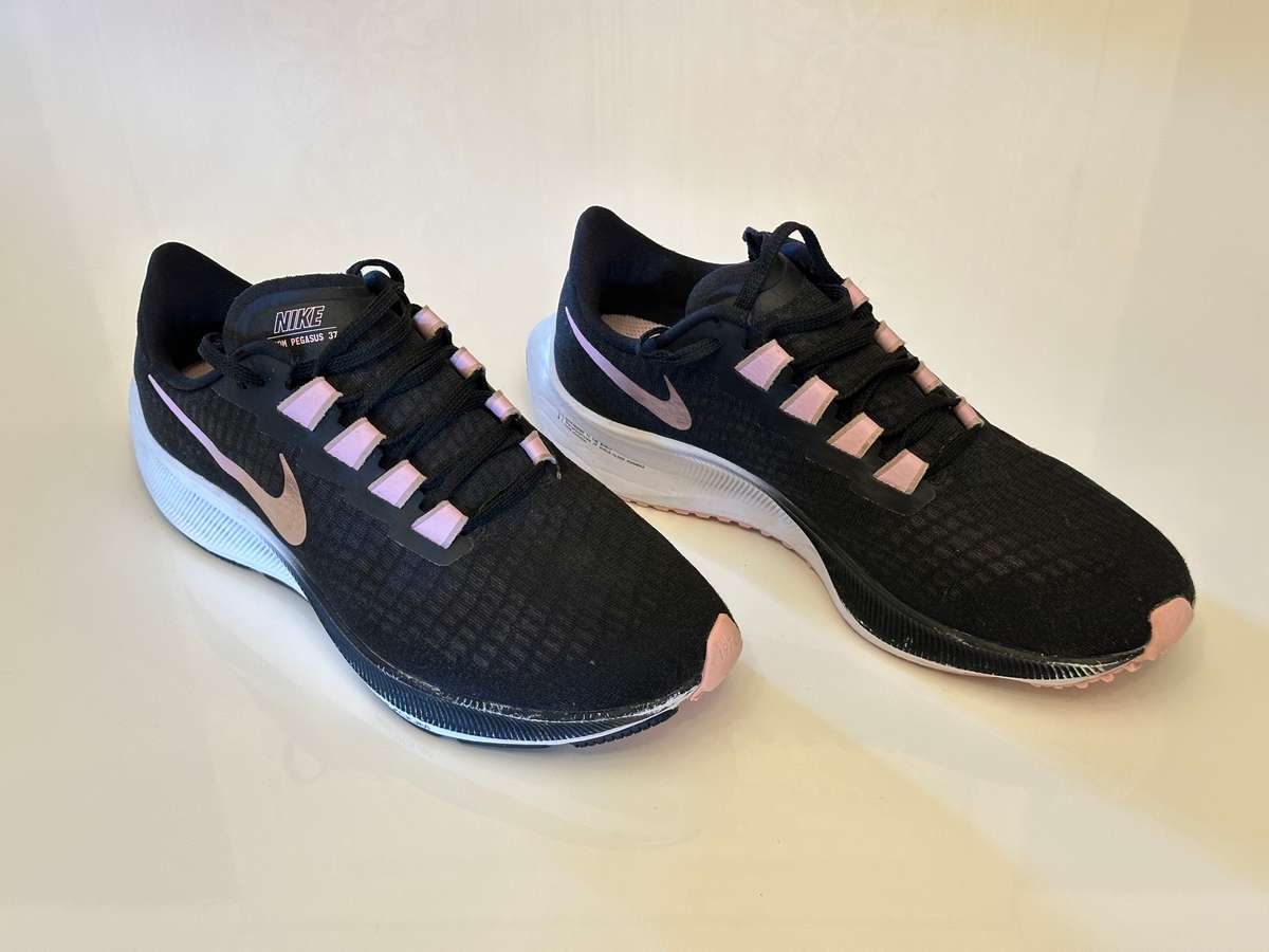 NIKE Zoom Pegasus 37 Ladies Running Shoes