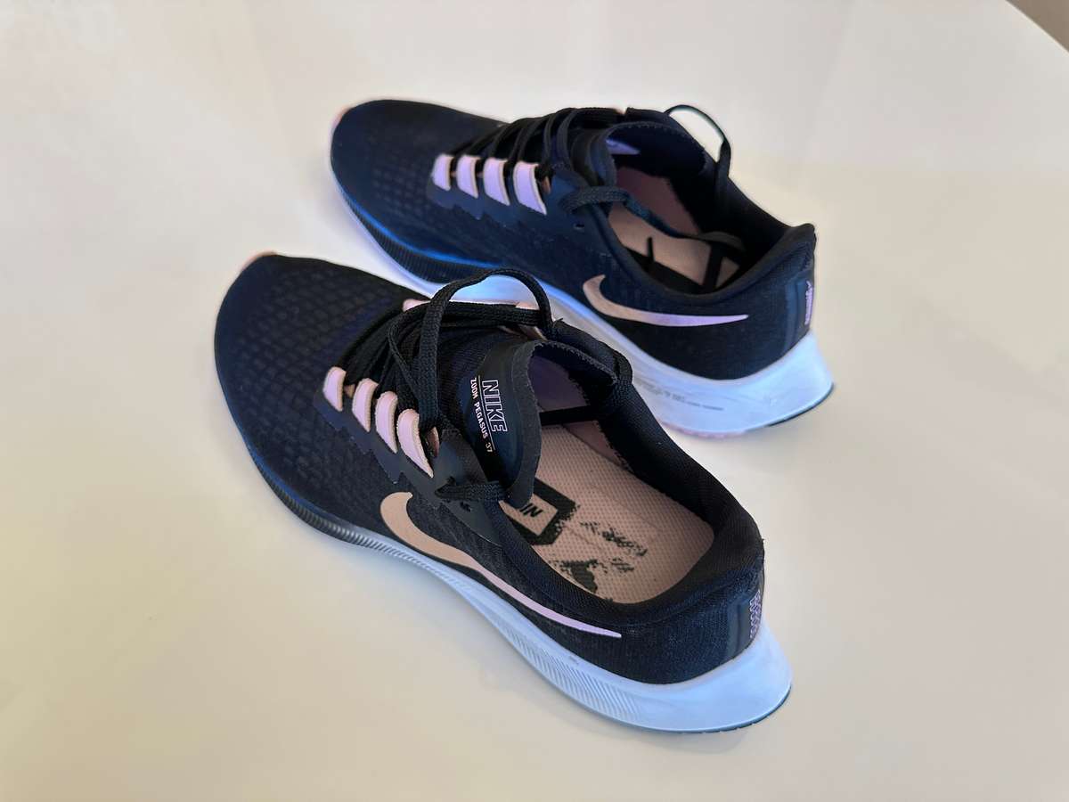 NIKE Zoom Pegasus 37 Ladies Running Shoes